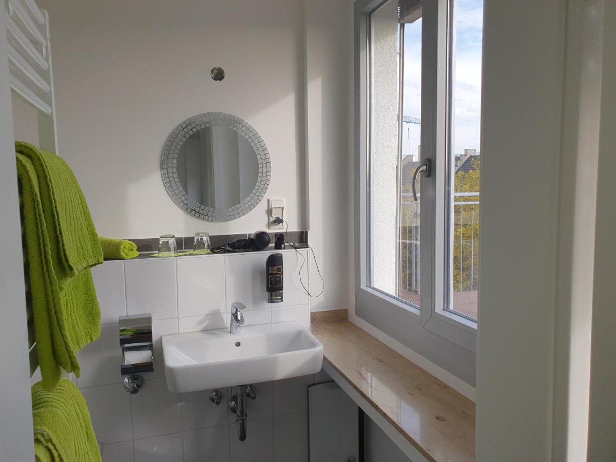 Studiotel Top Loft Dusseldorf Bagian luar foto
