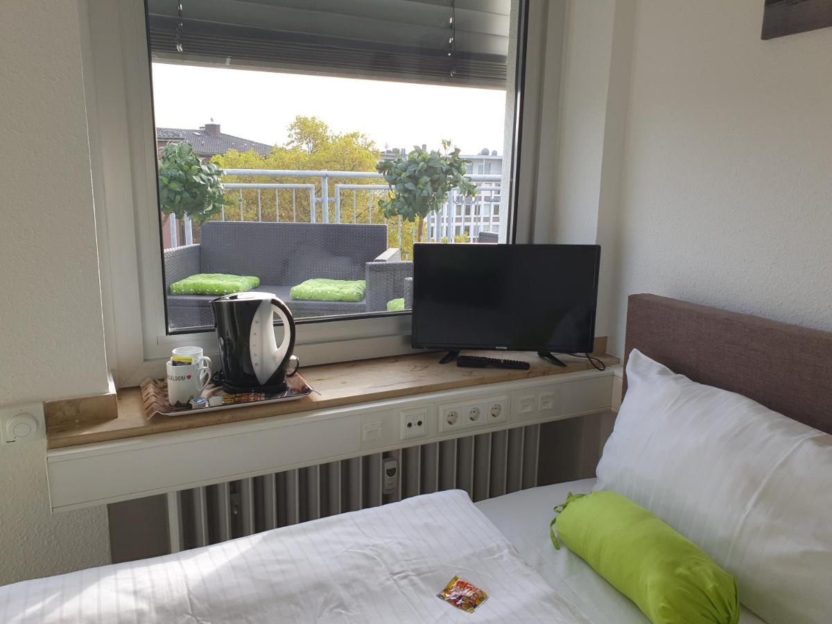 Studiotel Top Loft Dusseldorf Bagian luar foto